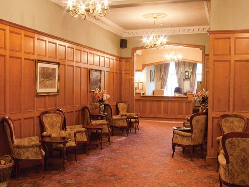 Duke Of Gordon Hotel Kingussie Exterior photo